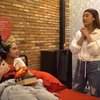 Detik-detik Dul Jaelani Cium Pipi Amanda Caesa Anak Parto Patrio, Reaksi Terkejut Maia Estianty dan El Rumi Jadi Sorotan