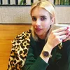 Makin Cantik, Emma Roberts Tampil Elegan Pakai Jaket Bermotif