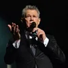 David Foster and Friends Sukses Pukau Ribuan Penonton di Surabaya