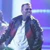 Sudah Bebas dari Kasus Pemerkosaan, Chris Brown Sanggah Tuduhan