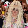 Ingin Tampil Seksi, Lady Gaga Sengaja Tak Pakai Celana?