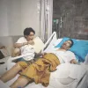 Charly Van Houten Temani Ayah yang Dirawat di Rumah Sakit