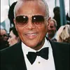 Harry Belafonte Terima 'Grand Companion of OR Tambo'