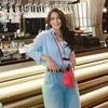 Tak Gengsi, Momen Eriska Nakesya Istri Young Lex Saat Jualan Makanan di Warung Sederhana - sampai Antri