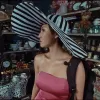 Hwasa Comeback di MV So Cute, Teaser Perlihatkan Capeknya Mengurus Bocil