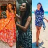 OOTD Gaya Tropical Ala Indah Kalalo Nikmati Sinar Matahari, Hot Mom Tampil Eksotis Pamer Kulit Tanned yang Cantik