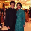 Baru Rayakan Anniversary ke-14, Ini 7 Potret Ahmad Albar dan Istri yang Lebih Muda 37 Tahun - Rumah Tangga Bahagia Adem Ayem