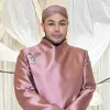 Ivan Gunawan Hadiahi Motor untuk Guru Honorer yang Tiap Hari Jalan Kaki