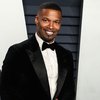 Jamie Foxx Bantah Tuduhan Selingkuh & Pacaran dengan Sela Vave