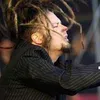 Vokalis Korn Dukung Legalisasi Ganja