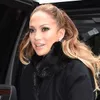 Terungkap! Jennifer Lopez Ternyata Punya 'Saudara Kembar'