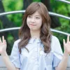 Sudah Debut Jadi Penyanyi Solo, Selebriti Korea Ini Masih Miskin?