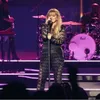 Kelly Clarkson Tampilkan Versi Country Lagu 'PLEASE PLEASE PLEASE' dari Sabrina Carpenter