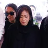 Mengaku Jarang Temani Ibunya Selama Sakit Karena Pekerjaan, Kikan Cokelat: Saya Selalu Bilang 'Tungguin Saya Pulang'
