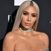 [FOTO] Pamer Abs, Ini Gaya Seksi Kim Kardashian Saat Halloween