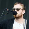Tulang Rusuk Drummer Belum Pulih, Kings of Leon Tunda Tur Lagi