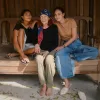 Luna Maya Rayakan Ulang Tahun Ibunda di Rumah Kayu nan Indah