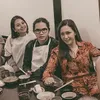 Hangout di Jepang, Maia Estianty Kembaran Baju Dengan Alyssa Daguise