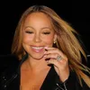 [FOTO] Kencan, Mariah Carey & Brondongnya Tunjukkan Kemesraan