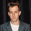 'Uptown Funk' Mark Ronson Tembus Angka 1 Juta Untuk Penjualan di Inggris!
