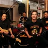 Comeback, Marvells Selektif Pilih Label Rekaman