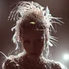 Miley Cyrus Siap Luncurkan Album Studio Barunya 'Something Beautiful' pada Akhir Mei, Visual Film Spesial Dirilis Menyusul