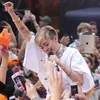 Rayakan Kemerdekaan Amerika, Miley Cyrus Tampil All Out
