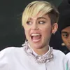 Kasabian: Miley Cyrus Adalah Mimpi Buruk Abad 21!