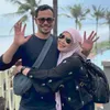 Momen Dewi Yull Antarkan Surya Sahetapy Kembali ke Amerika, Berusaha Tegar Tapi Mewek Juga