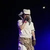 Momen eaJ Park Pukau Prambanan Jazz 2055, Bawakan Lagu Baru hingga Kenakan Batik Unik