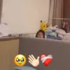Momen Haru Raffi Dan Nagita Jenguk Lily Yang Kena Influenza Dari Balik Kaca, Netizen: Bikin Mewek