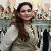 Rem Blong Saat Pawai, Nia Daniati Alami Kecelakaan di Bojonegoro