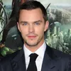 Nicholas Hoult Bakal Berperan Jadi Manajer The Beatles Yang Gay?