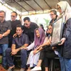 Pihak Keluarga Ungkap Kronologi Meninggalnya Nomo Koeswoyo, Tanpa Sakit dan Penuh Senyum