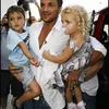 Peter Andre Tak Inginkan Harta Gono Gini