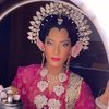 10 BTS Photoshoot Tara Basro dan Daniel Adnan, Kenakan Baju Pengantin Jawa - Lampung Hingga Bugis