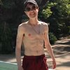 10 Potret Ellen Page Setelah Jadi Transgender Bernama Elliot, Makin Ganteng - Telanjang Dada Pamer Abs di Kolam Renang