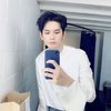 11 Potret Mirror Selfie Si Happy Virus Ong Seong Wu, Lihatnya Bikin Pengen Lebih dari Sekadar Teman