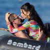 12 Foto Bella Hadid Terciduk Ciuman Mesra dengan Pacar Barunya, Marc Kalman Saat Liburan di Prancis