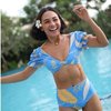 12 Potret Artis Tanah Air yang Tak Segan Pamer Body Goals Saat Pakai Bikini Two Piece - Nomor 8 Berusia 52 Tahun