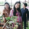 7 Potret Kenangan Manis Annisa Pohan Melihat Bunga Bersama Mendiang Ani Yudhoyono, Wajah Imut dan Penampilan Sederhana Jadi Sorotan