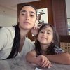 8 Potret Hot Single Mom Alexandra Gottardo Bersama Anak Perempuannya yang Kompak, Cantiknya Saingan dan Wajahnya Makin Mirip