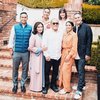 8 Potret Nia Ramadhani Lebaran Bareng Keluarga Besar di Amerika, Penampilan Baru Makin Cantik dan Langsing Jadi Sorotan