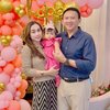 Berat Badan Sukses Turun 20 Kg, 8 Potret Terbaru Puput Nastiti Devi Istri Ahok yang Makin Langsing - Wajah Tirusnya Disorot