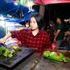 Bikin Kagum, 15 Potret Melati Sesilia Mantan Personel JKT 48 Banting Setir Jualan Nasi Bakar di Pinggir Jalan - Mengaku Keinginan Sendiri