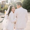 Bucin Parah ke Suami, 9 Potret Romantis Via Vallen dan Chevra Yolandi Usai Nikah - Bikin Baper Netizen
