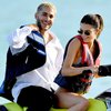 FOTO: Dikabarkan Pacaran, Kendall Jenner & Fai Khadra Liburan Eksotis di Pantai Miami