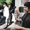 Foto-Foto Nuansa Ramadan Pertama Atta Halilintar dan Aurel Hermansyah Sebagai Suami Istri, Adem Banget!