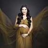 Foto Maternity Shoot Rica Andriani, Bumil Super Cantik Panen Pujian