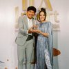 Potret Ririn Ekawati dan Ibnu Jamil Tampil Serasi di Insert Fashion Award 2021, Jadi Pengantin Baru Paling Modis